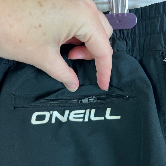 O'Neill Women's Black Boardshords M - Picture 3 of 6